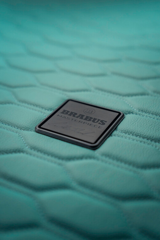 BRABUS 900_Lambo_Urus_On Location (57)-520x780